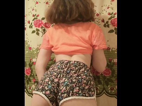 ❤️ सेक्सी जवान बेब क्यामेरामा उनको शर्ट्स फुकाल्दै ️❌  हामी मा  ☑
