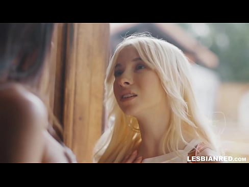 ❤️ केटी केहि महिना पछि घर आउछ र आफ्नो सौतेनी आमाको बिल्ली खान्छ ️❌  हामी मा  ☑